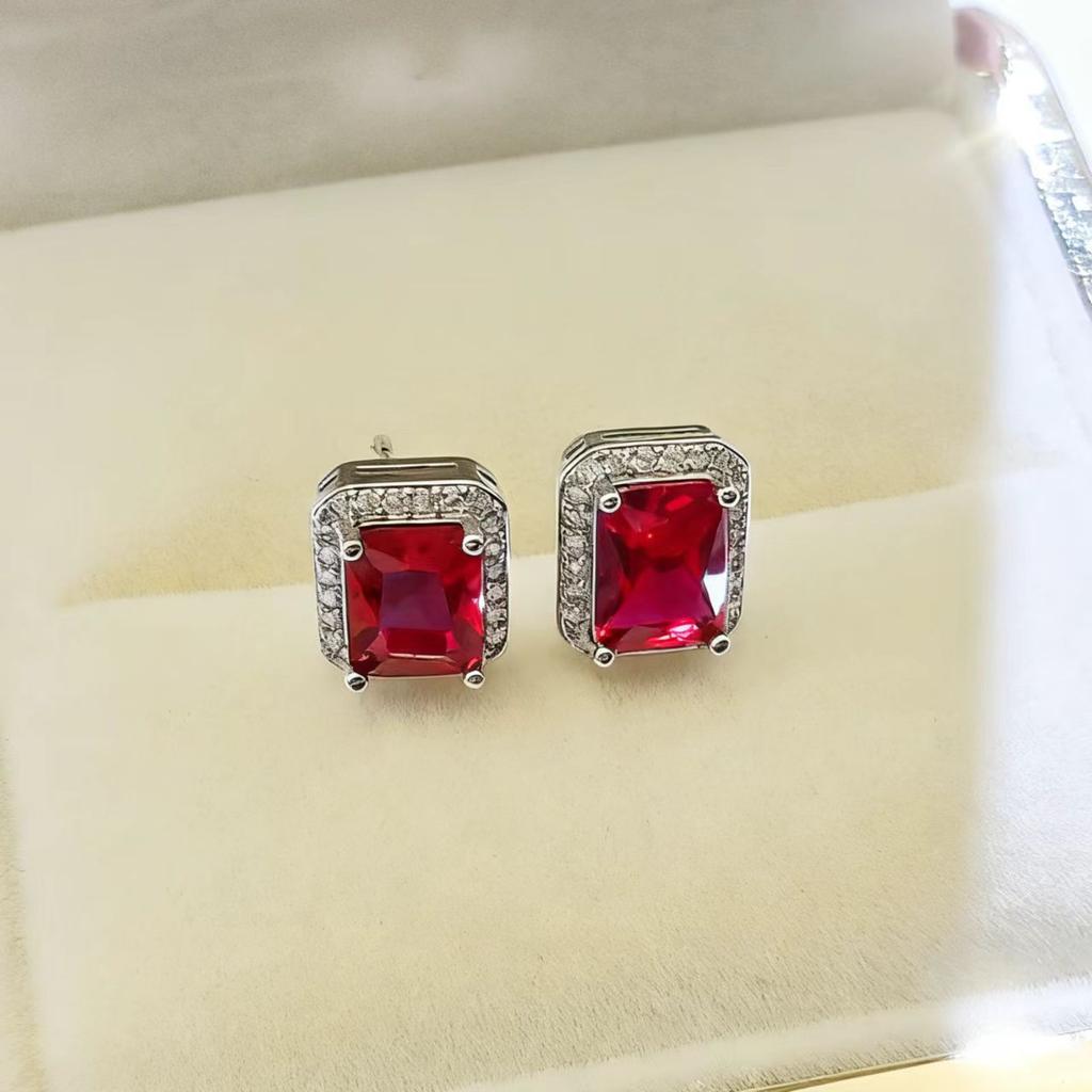 Jewelry earrings imitation cultivation emerald stud earrings women's simple fashion classic green zircon square diamond stud earrings