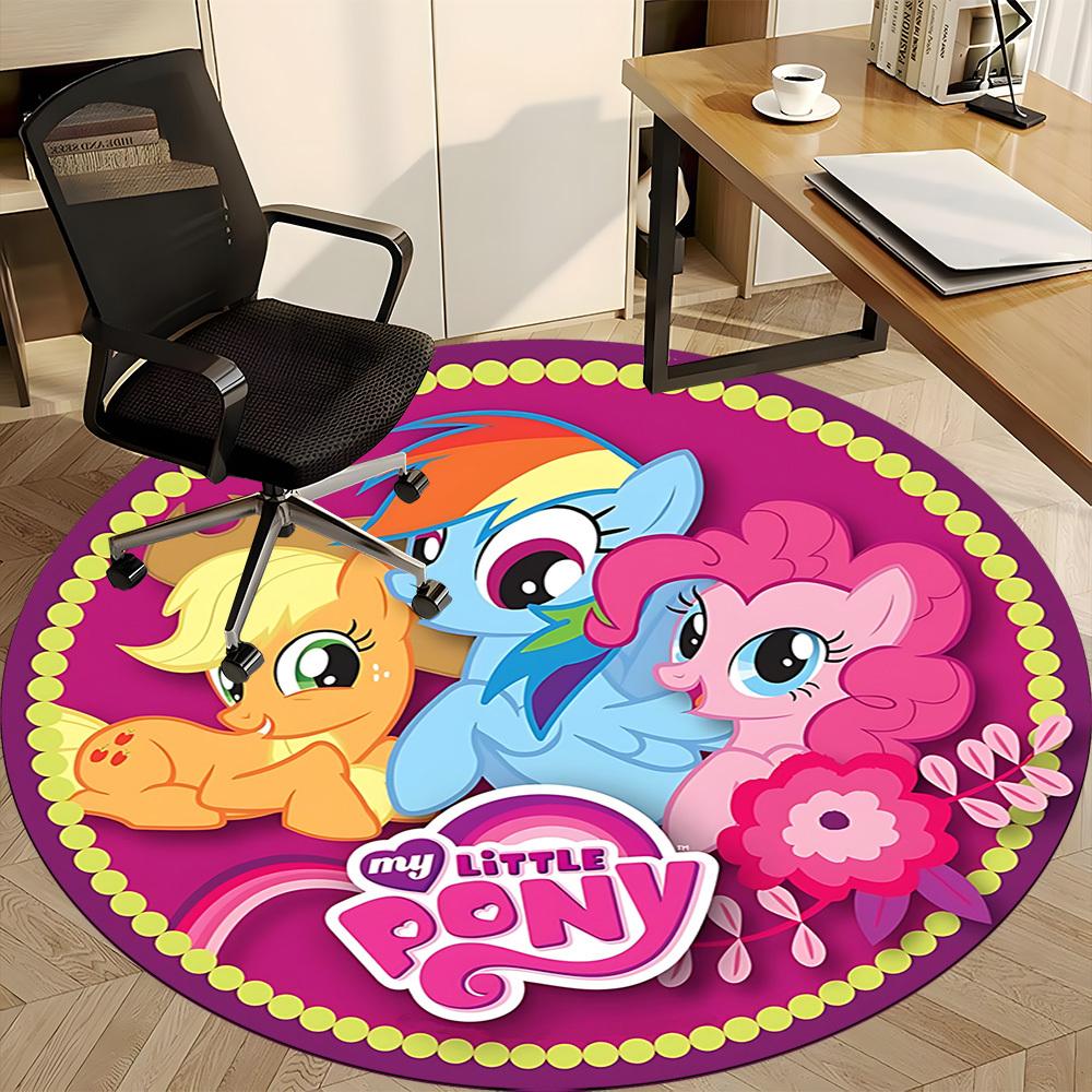1 szt. Okrągły dywanik biurowy My Little Pony - Idealny do dekoracji biura lub gabinetu, Można prać w pralce, Spód antypoślizgowy, Dekoracyjna mata podłogowa