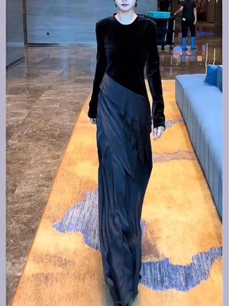 2026 Spring Women's Black Velvet Patchwork Slim Fit Luxury Long Dress