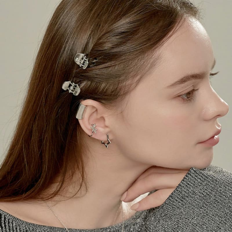 BESTY Leuchtender Stella Ohr-Cuff