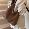 Soft Leather Underarm Bag Woven Pattern Vegetable Basket Bag Fashionable Foreign Style High-end Large-capacity Texture Commuter Tote Bag