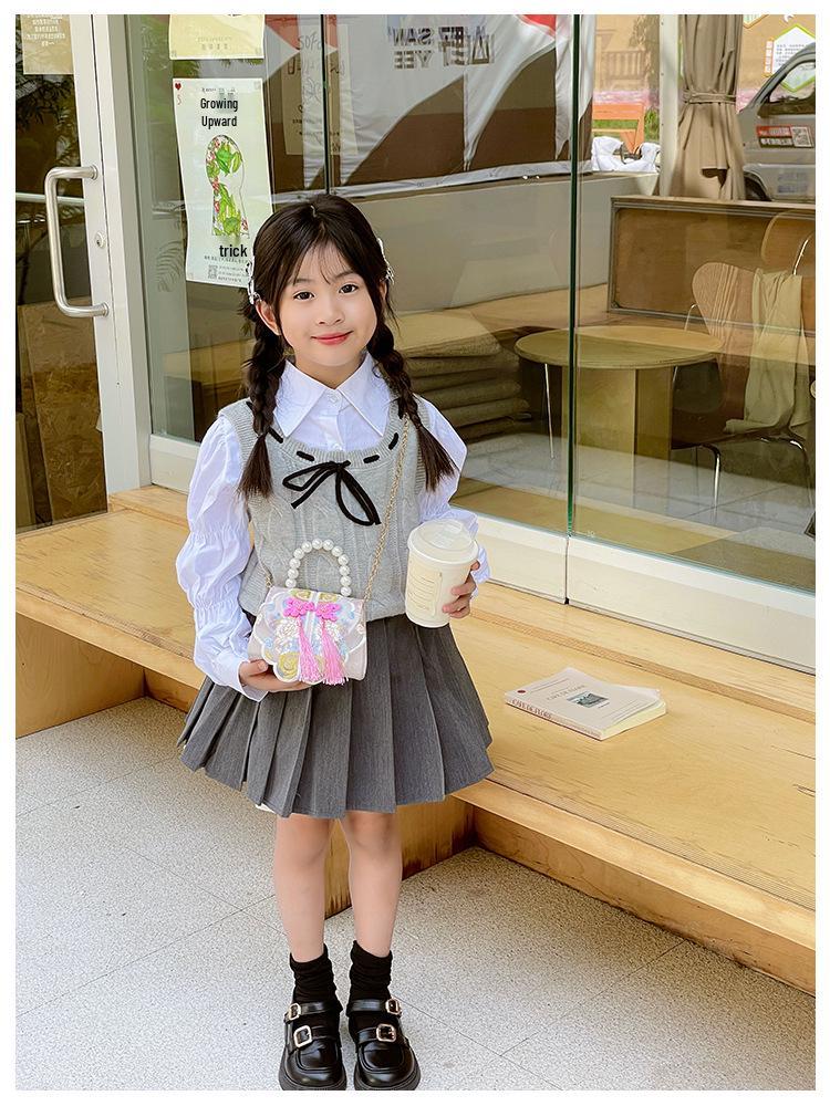 Sweet & Stylish Pearl Handbag for Girls – Cute Ancient Style Coin Purse & Crossbody Bag