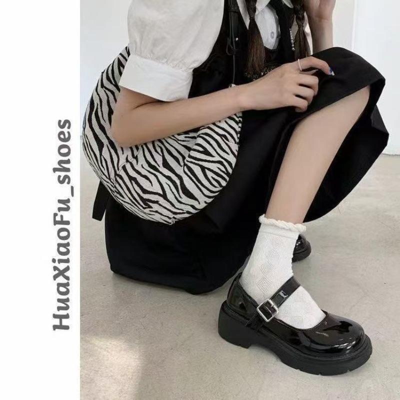 Mary Jane small leather shoes retro platform heightening women's new casual fashion versatile niche women's shoes