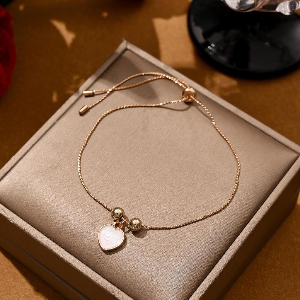 Elegant Heart Pendant Bracelet - Imitation Mother of Pearl, Simple & Versatile Design, Perfect Student Gift for Best Friend.