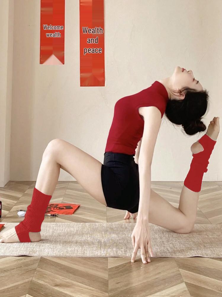 Stunning Red Retro Yoga Top & Fitness Set - 2025 Professional Pilates Vest