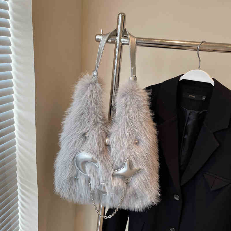 

Осенне-зимние модные меховые сумки через плечо для женщин, новые мягкие большие сумки из искусственного меха, женская простая однотонная сумка подмышкой