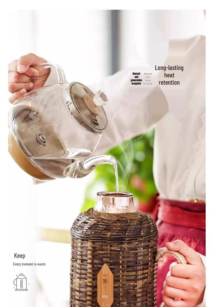 Retro Bamboo Woven Thermos: Nostalgic Glass Liner Insulated Kettle
