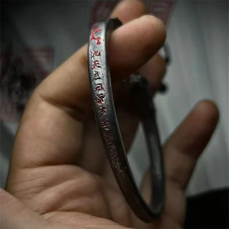 Dao Youth Hand-carved Traditional Culture Retro Old Bracelet