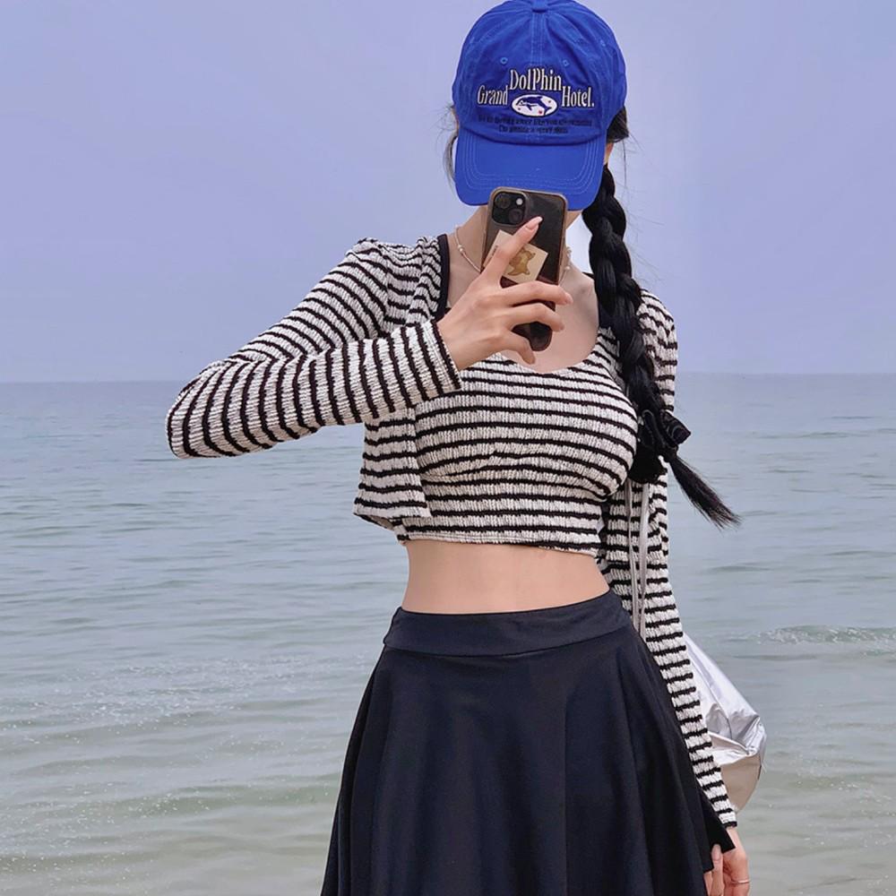 

Korean Retro Striped Long Sleeve Four-Piece Swimsuit Set for Women Large