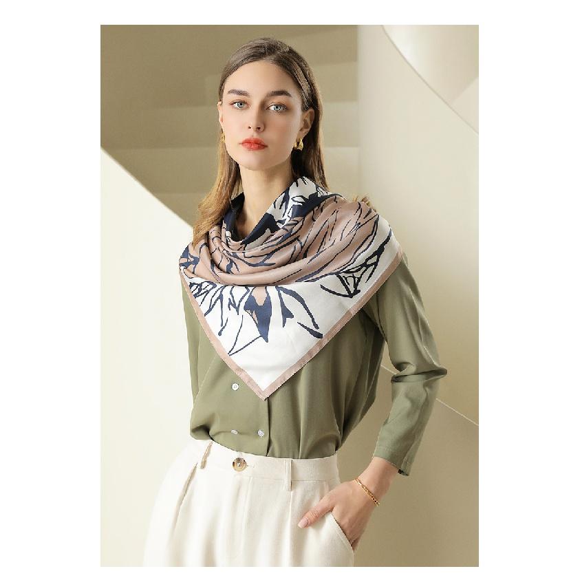 CIC Kvinner Twill Satin Polyester Silke Følelse Firkantet Hårinnpakning Firkantede Skjerf Spring