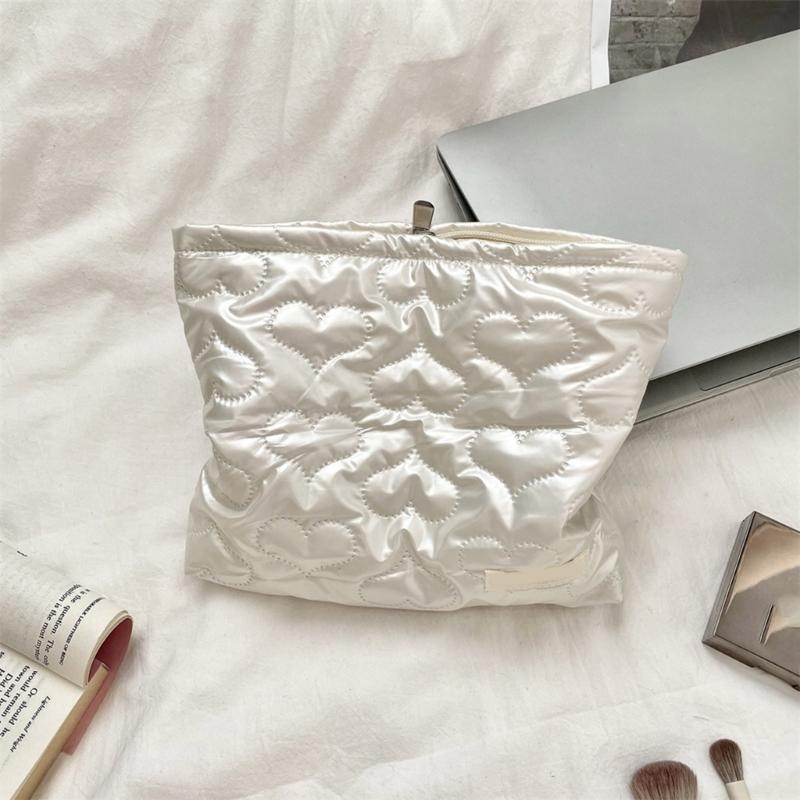 Travel Cosmetic Bag,Large Capacity Makeup Bag with Zipper,Sweet Toiletry Bag Handbag Makeup Accessories Organizer Gifts