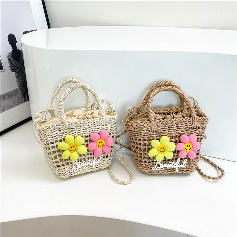 Summer Woven Handbag Women's 2025 New Small Fresh Literary Straw Bag Foreign Style Holiday Style Hollow Shoulder Bag
