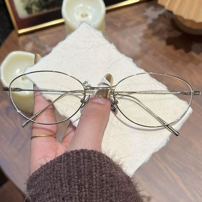 New Fashion Glasses Frame Men Women Ultralight Cat Eye Metal Frame Anti Blue Light Transparent Lens Optical Eyeglasses