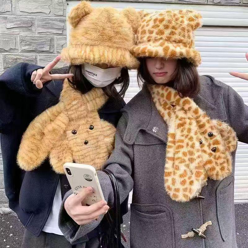 Women's Thickened Warm Scarf & Little Bear Fisherman Hat with Neck Protection, Trendy Cartoon Leopard Print Color Block.