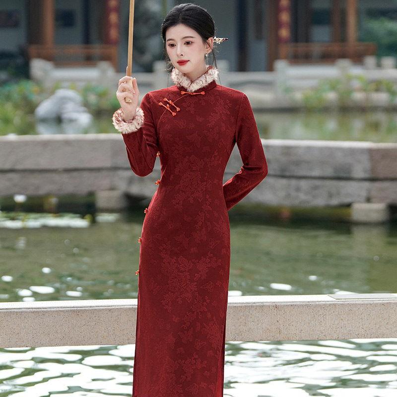 Womens Winter Warm Lined Chinese-Inspired Long Sleeve Cheongsam Dress With Stand Collar Design In Brocade Fabric
