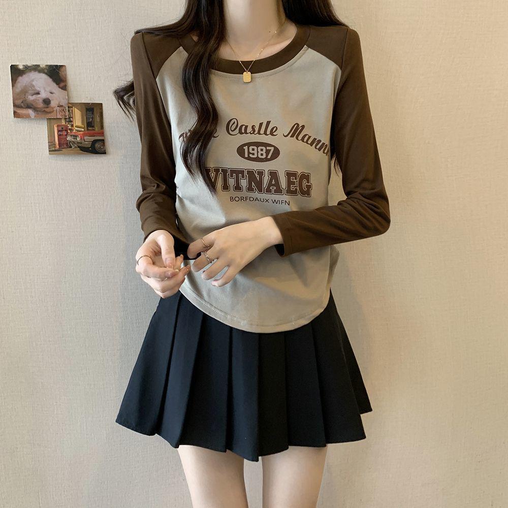 Plus Size Autumn Long Sleeve T-shirt with Retro Letter Print - Slimming and Versatile Base Layer Top
