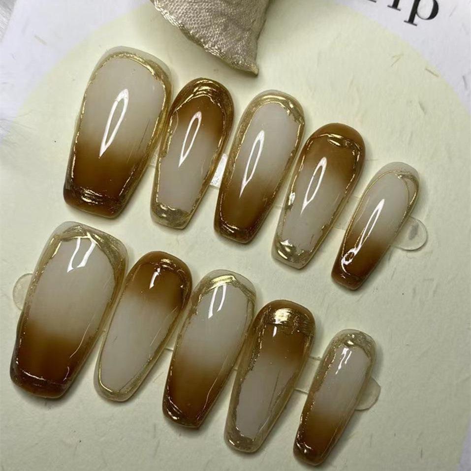 

Градиентный маникюр мокка Солнцезащитные очки Ногти - Ручная работа, Высококлассные, Долговечные носибельные накладные ногти. Small S