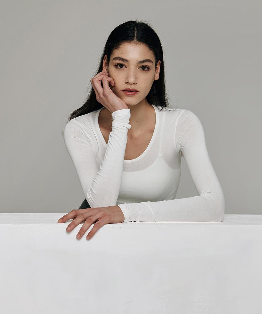 Debiweeo Muse Rounding T-Shirt Devi-T0090-White