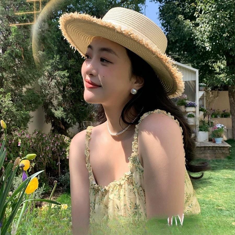 Women's Summer Wide Brim Straw Hat with Black Bowknot Frayed Edge UV Protection Beach Sun Hat Foldable Travel Cap