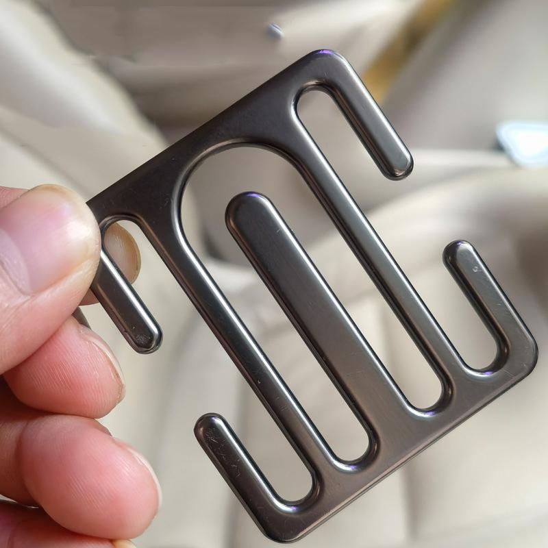 Plastic Car Safety Seat Belt Adjuster Anti-Neck Belt Positioner Stopper Children Shoulder Guard Buckle Safety Seat Belt Cover