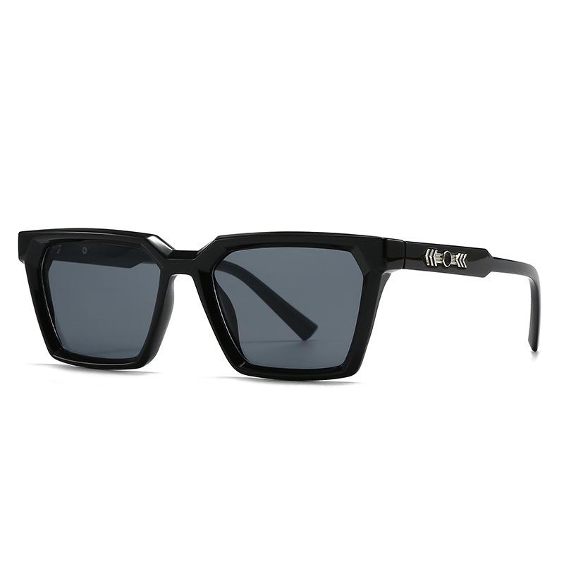 

New Men Advanced Ultra Light Frame Fashion Square Sunglasses Women High Quality Trendy Anti Mist Outdoor Driving Shades Uv400