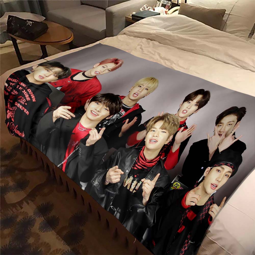 Stray Kids Blanket Soft Sofa Cover Kpop Singer Throw Blanket Flannel Blanket Lightweight Warm Bed Blankets for Bedroom Couch