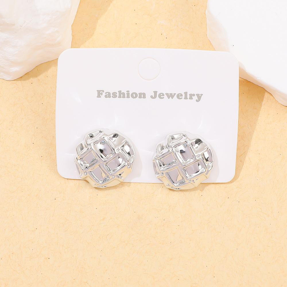 Star retro stud earrings niche shell acrylic gold-plated stud earrings sweet wind ladies earrings set