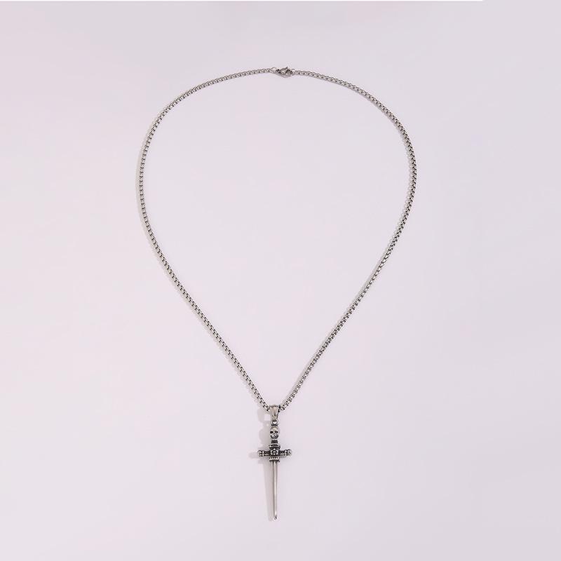 Men's Skull Cross Pendant Titanium Steel Necklace - Retro Hip Hop Clavicle Chain Jewelry