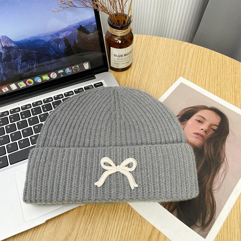 Red Bow Knitted Hat Women's Versatile Face Small Wool Hat Outdoor Cold-proof and Warm Bag Head Cold Hat