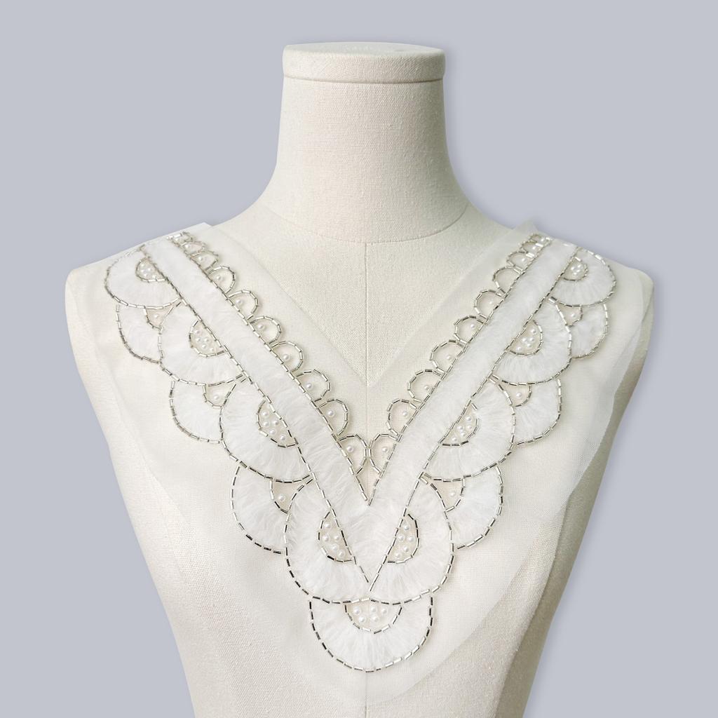 Black And White Mesh Embroidery Bead Neckline Lace Clothing Collar Corsage Front Collar Anti-Light Collar