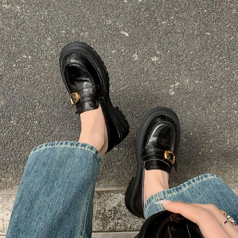 New women's fashion single shoes black non-slip soft-soled large-size shoes sheepskin women's shoes wear genuine leather loafers in all seasons