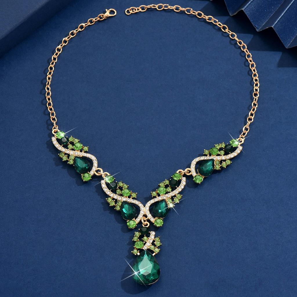 Super Fairy Flash Diamond Water Drop Fringed Necklace French Evening Dress With High-End Temperament Exquisite Fashion Necklace Accessories