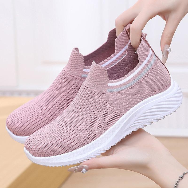 2025 New Women's Shoes Flat-bottomed Fashionable Breathable Sports Shoes Casual Lightweight Soft-soled Mother Shoes Women