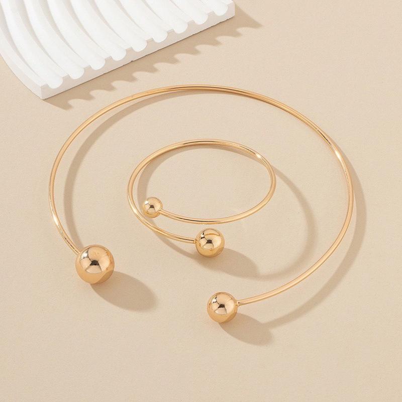 Chic Adjustable Geometric Metal Arm Ring Necklace Set with Smooth Surface Design