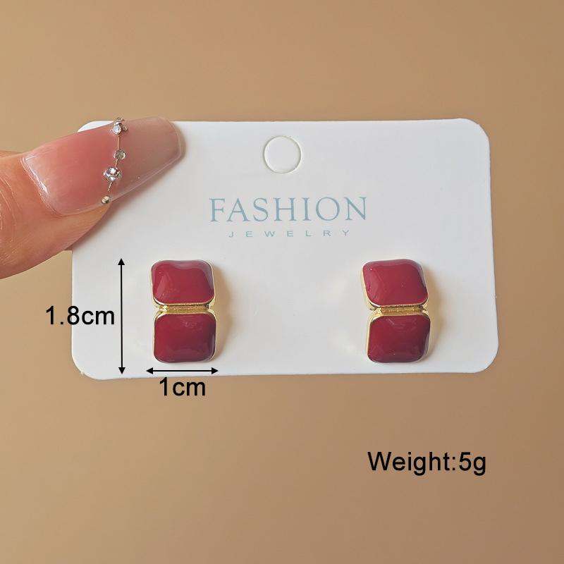 New Wine Red Geometric Hanging Earrings for Women Metal Pendants Dangle Earrings Red Color Exaggerated Drop Earrings aretes
