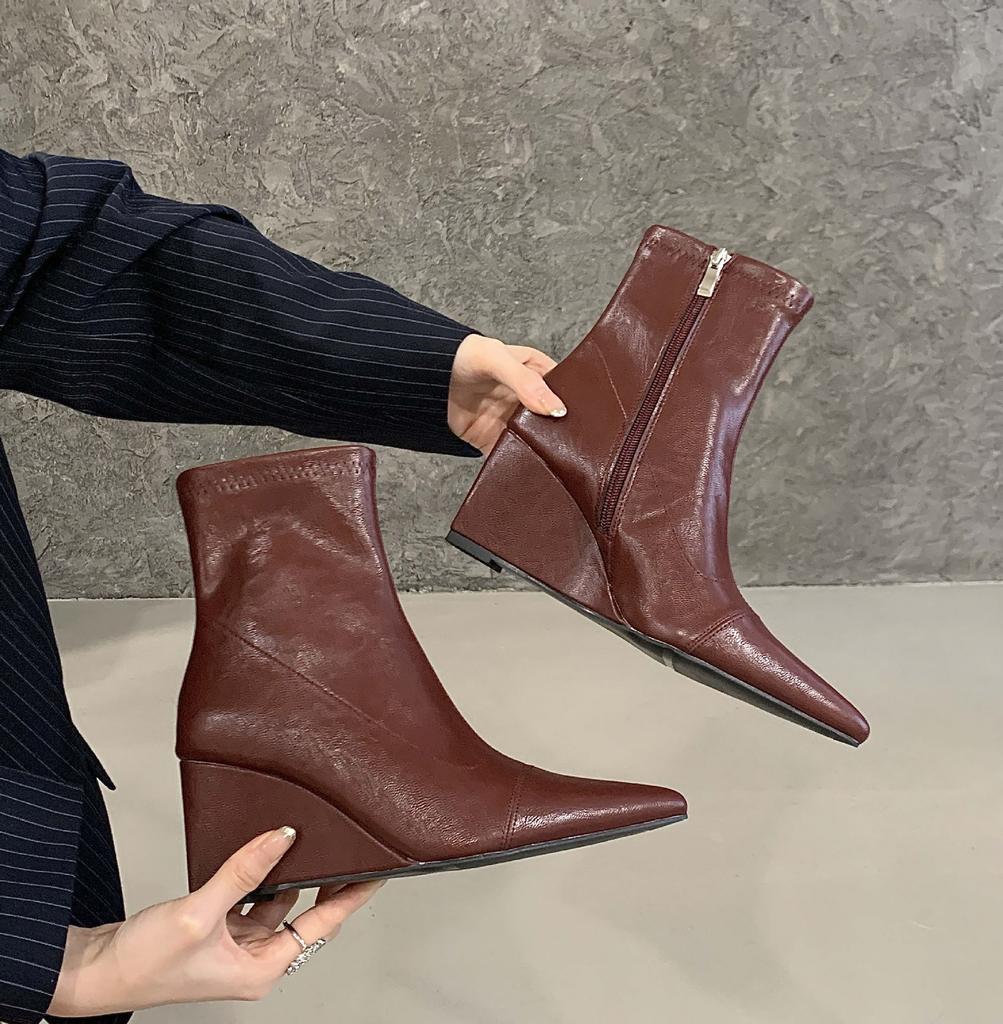 Slope Heel High Heel Short Boots 2025 New Autumn and Winter Pointed Elastic Thin Boots Black Retro Versatile Martin Boots Women