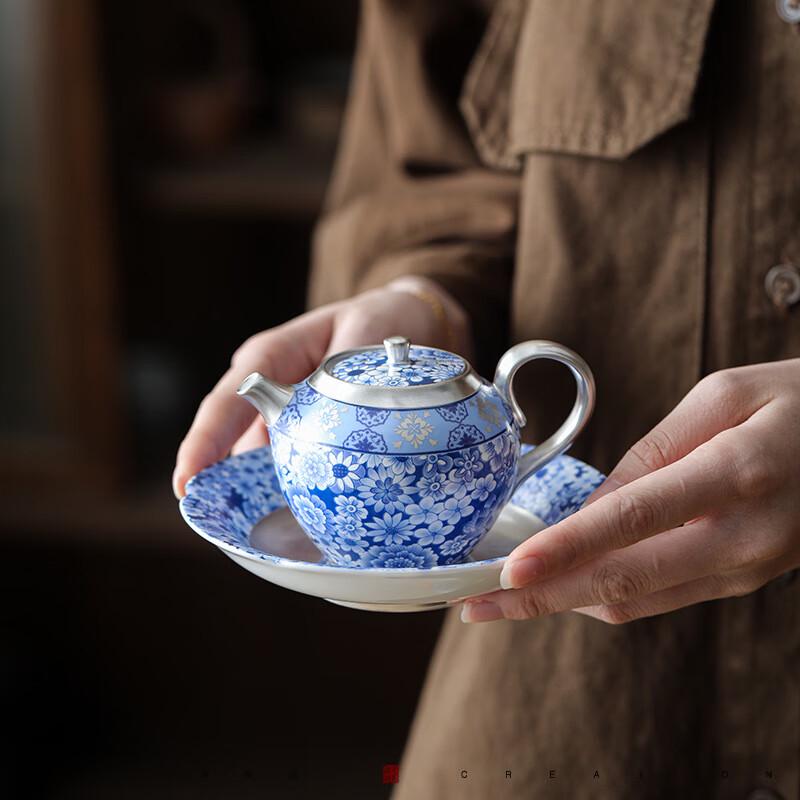 Song Yu Blue and White Ceramic Teapot and Teacup Set