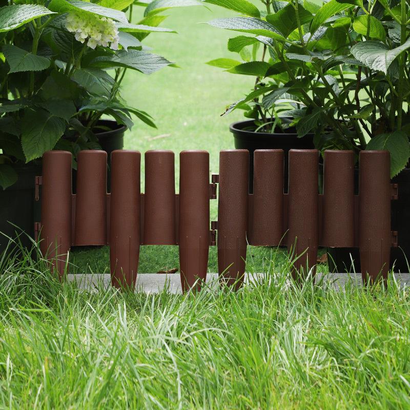 Gartenzaun aus Kunststoff im europäischen Stil
