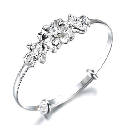 Weihua Temperamento Farfalla Amore Cuore Bracciale placcato argento Bracciale moda con fiocco fiore per donna Un pezzo per la sostituzione dei capelli