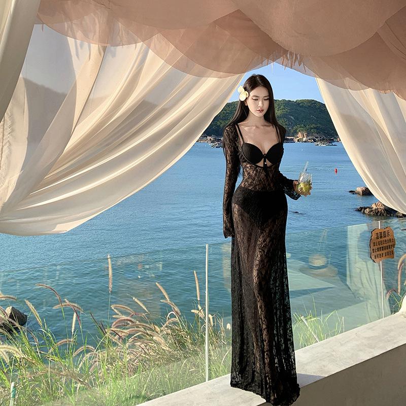 Premium sense pure desire, black lace micro-perspective dress, thin sexy hot spring vacation sunscreen blouse