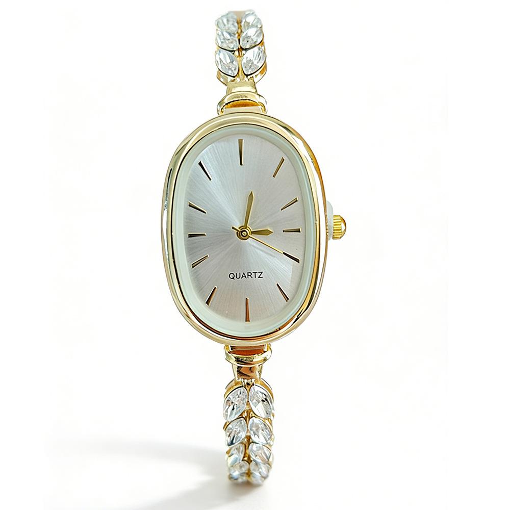 

Elegant Ladies Gold Diamond Bracelet Watch - Oval Dial Quartz Wristwatch белый/золотой