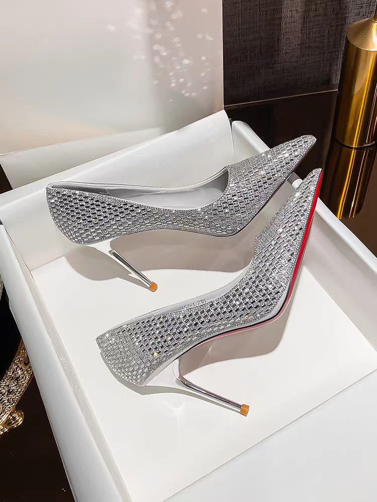 

Модная банкетная женская обувь тонкий каблук мелкий вырез острый носок сексуальный тонкий страз цветной бриллиант высокий каблук обувь на четыре сезона 42 серебряный