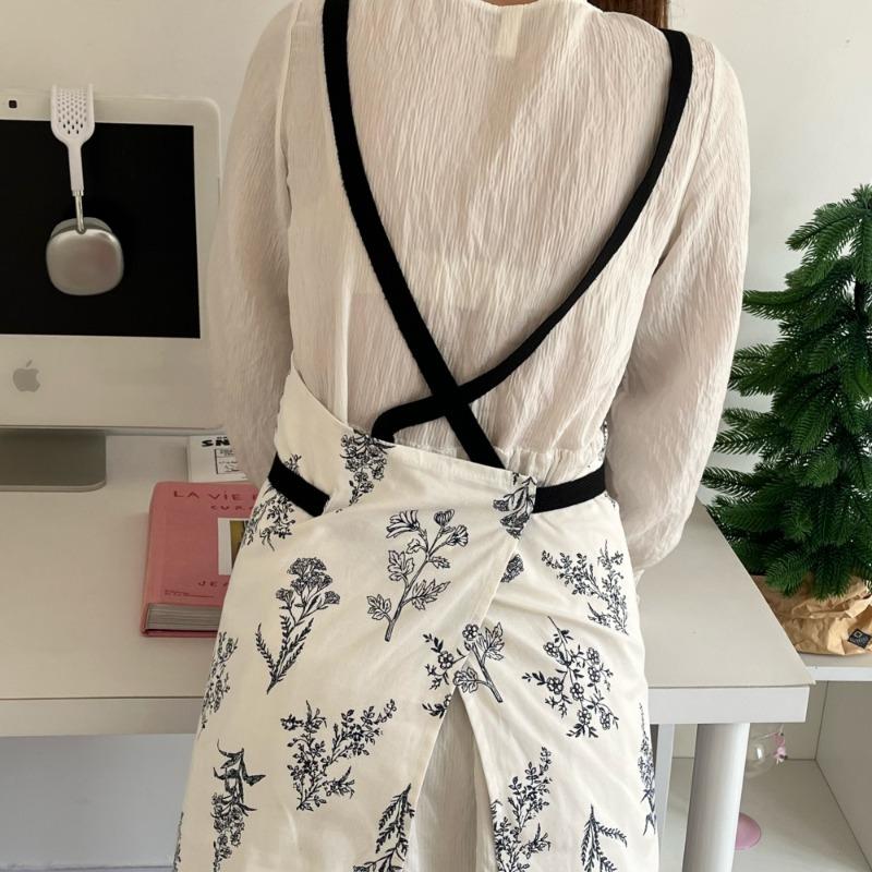 1pc Pure Cotton Canvas Drawstring Apron Black and White Leaf-shaped Apron Korean Style Modern Simple Kitchen Supplies