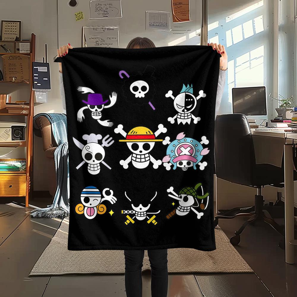 1PC One Piece Straw Hat Pirates Patterned Flannel Blanket Suitable For All Seasons For Home Decor Warmth And Comfort Gifts Holiday Present