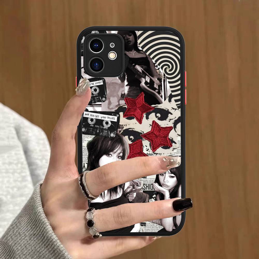 Singer B-Beabadoobee For IPhone 16 15 13 12 14 11 Pro Max X XS MAX Color Case Matte Silicone Phone Cover