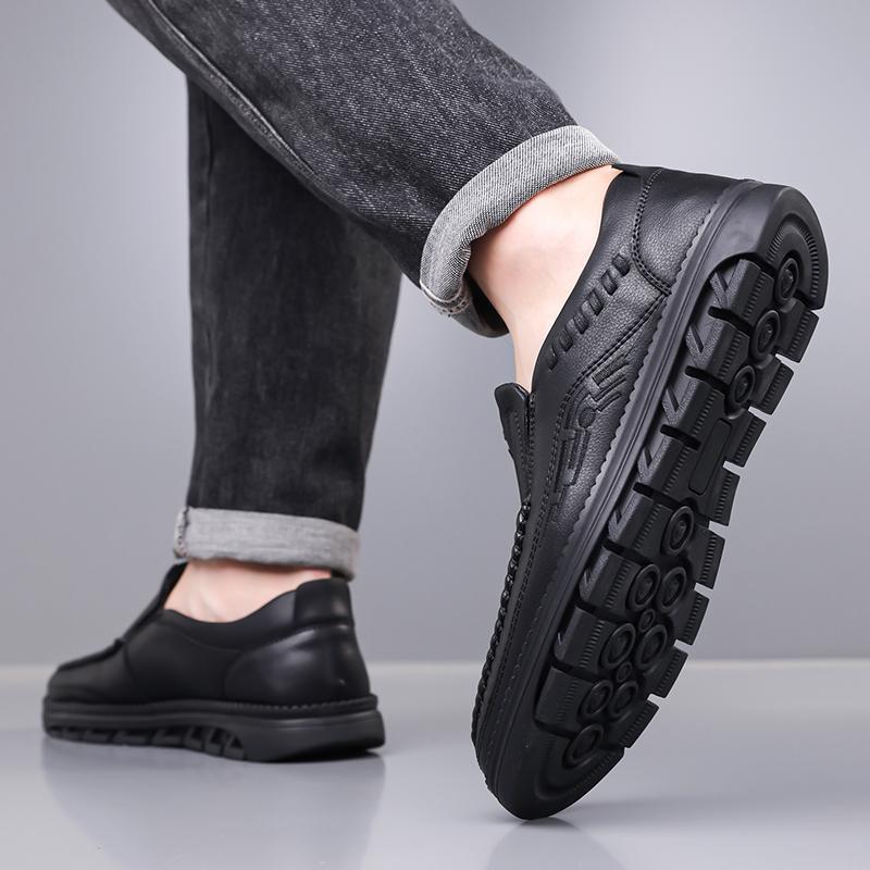 Vintage Mens Casual Leather Shoes Comfy Male Casual Loafers Handmade Moccasins Fashion Men'S Walking Shoes Outdoor Slip On Flats