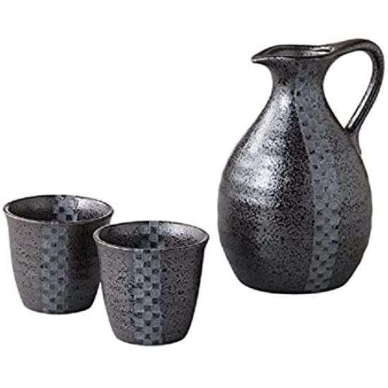 

Stylish sake bottle and sake cup perfect for cold Made in Japan with a Includes a checkered Mino-yaki set, sake. handle. black, pattern. чёрный