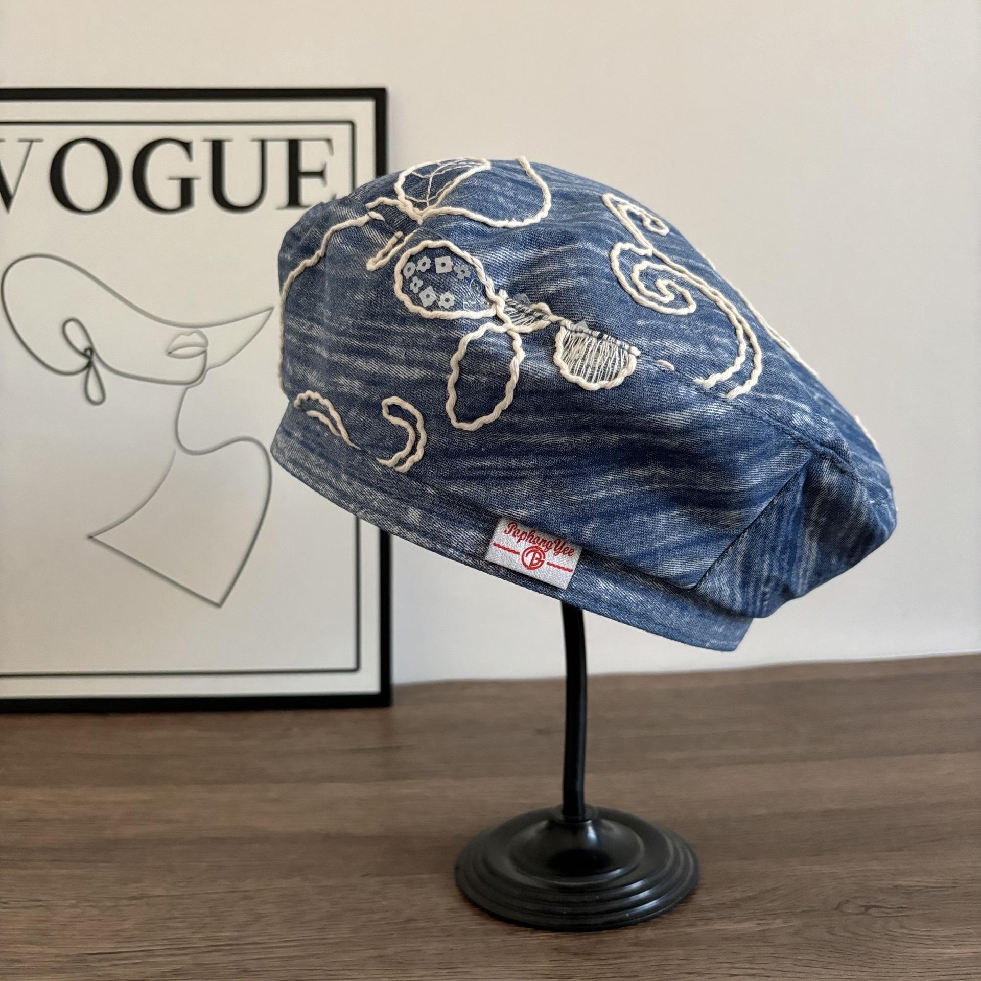 

На открытом воздухе Корея 2025 новый цветок вышитый джинсовый берет женский большой окружность головы солнцезащитный козырек защита от солнца шляпа художника прилив M（56-58cm）