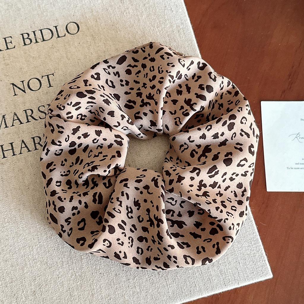 Extra-large Leopard Print Braided Hair Band for Early Autumn. New Style, Sweet and Cool. Low Ponytail Hair String with A Headband.