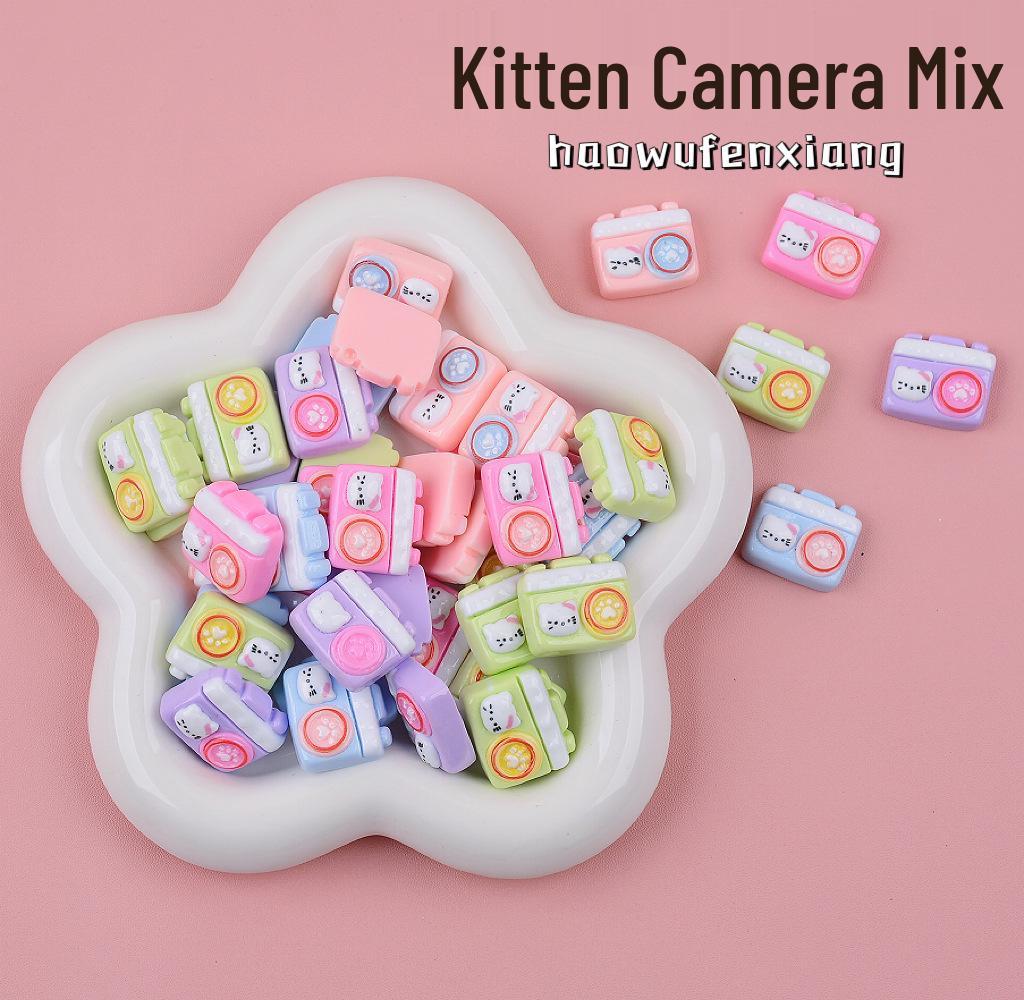 Mini Cartoon Ice Cream Resin Toys: DIY Pretend Play Accessories and Small Ornaments